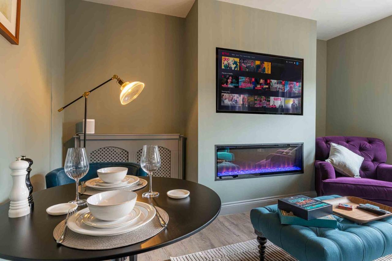 Beautiful Modern 1 Bedroom Apartment, City Centre Bath Zewnętrze zdjęcie