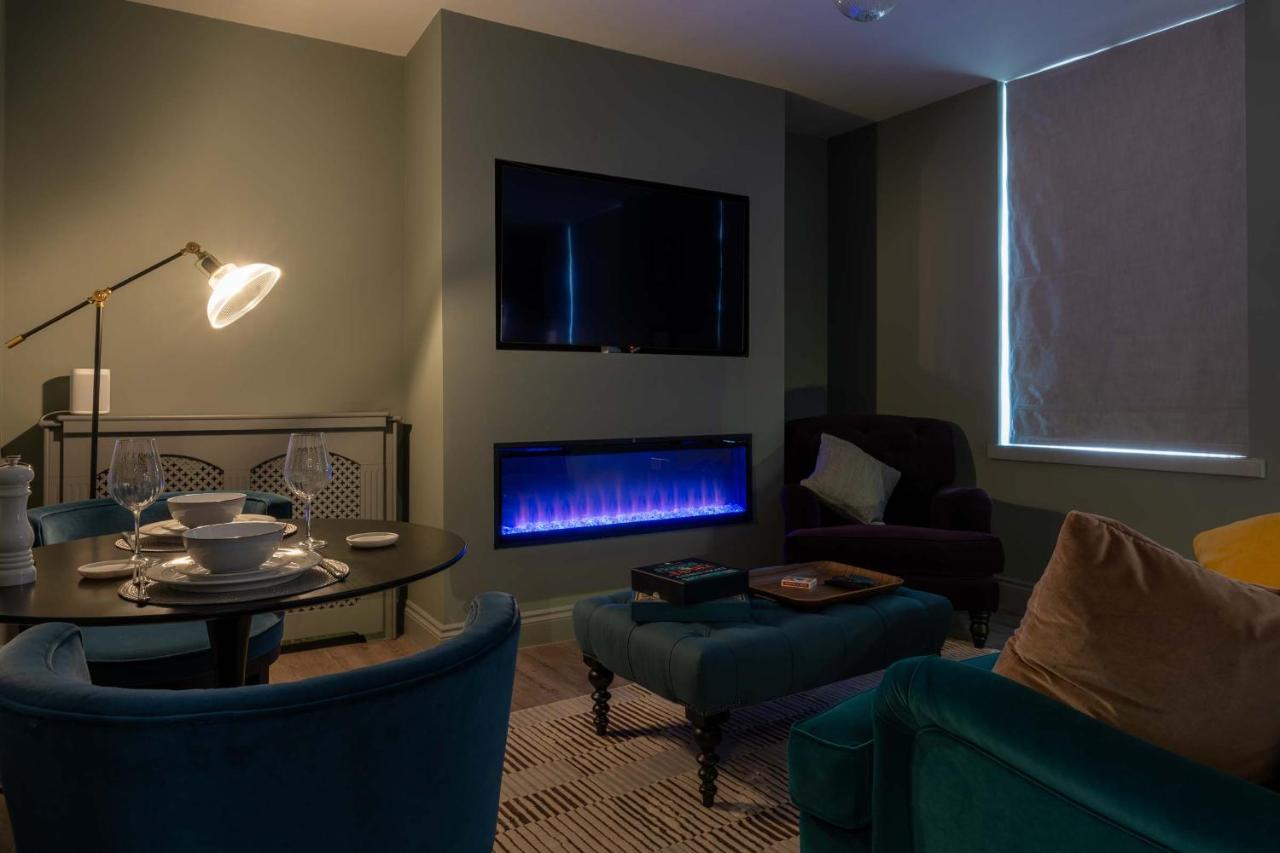Beautiful Modern 1 Bedroom Apartment, City Centre Bath Zewnętrze zdjęcie