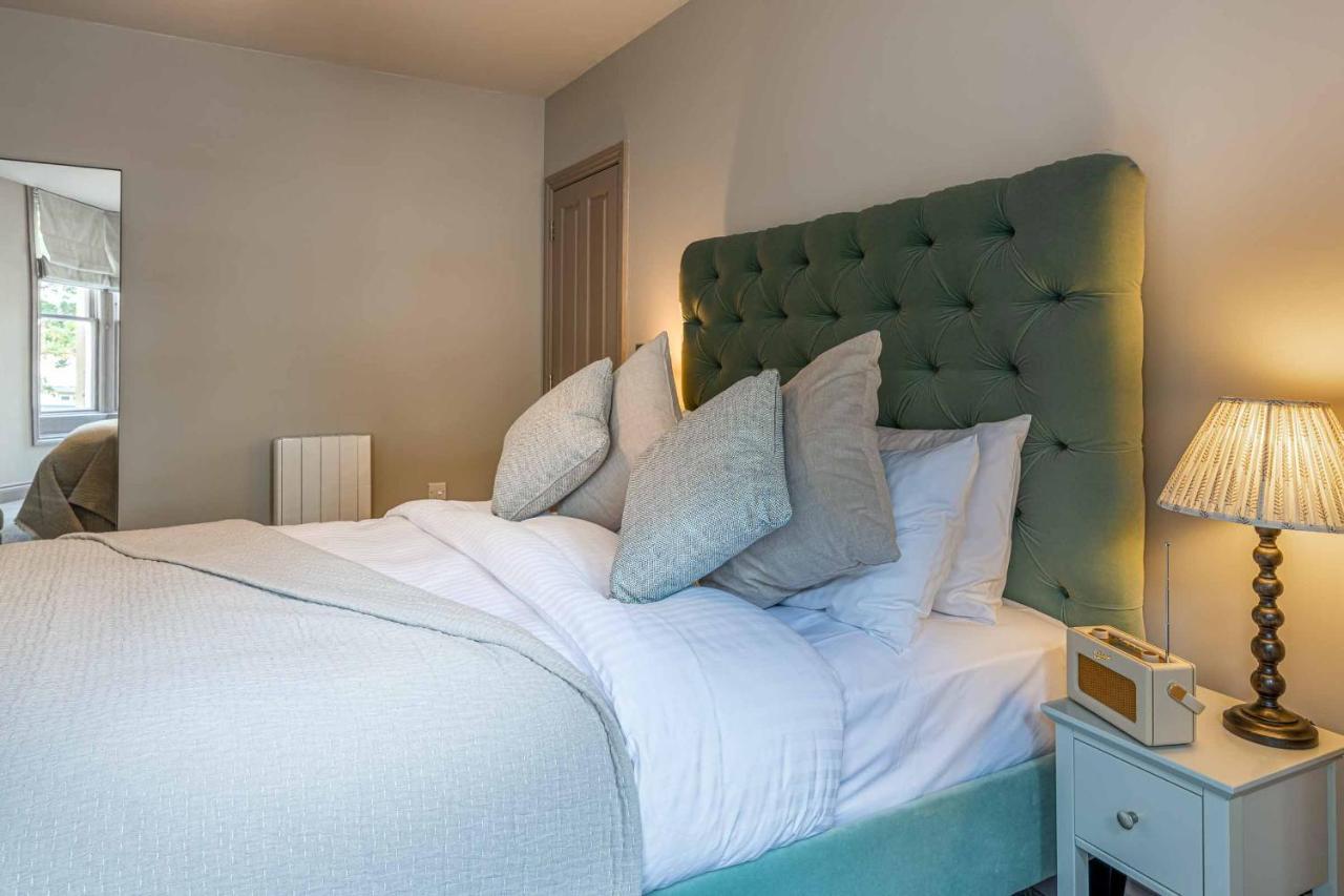 Beautiful Modern 1 Bedroom Apartment, City Centre Bath Zewnętrze zdjęcie